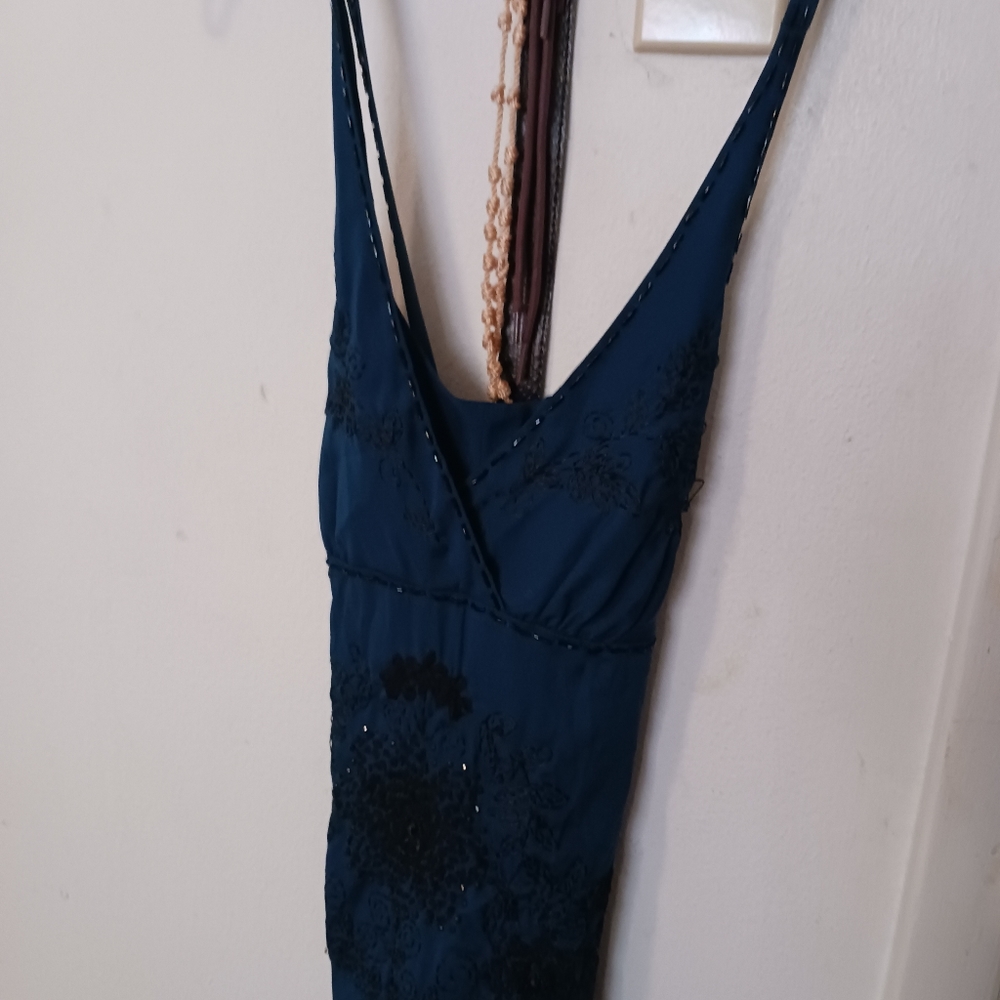 BEBE embroider top criss cross straps - Picture 2 of 2